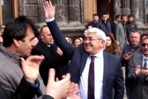 İstifa eden başkan kararını a&ccedil;ıkladı
