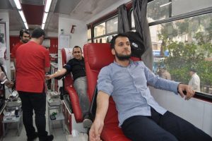 Bursa'da AK Gen&ccedil;lik'ten anlamlı destek