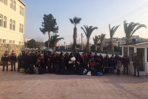 Jandarma 160 ka&ccedil;ak g&ouml;&ccedil;meni yakaladı