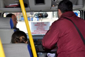 Bursa'da minib&uuml;s&ccedil;&uuml;lerin bir g&uuml;nl&uuml;k kazancı Mehmet&ccedil;iğe gidecek