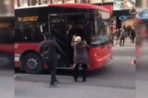Yol verme kavgasında ilgin&ccedil; anlar