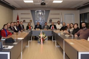Bursa SMMMO'dan, MMO Bursa Şubesi'ne dayanışma ve tebrik ziyareti