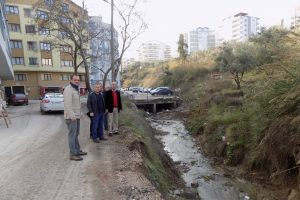 Bursa'da Çakaldere temizleniyor