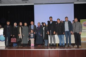 Ünlü tarihçi Şimşirgil'den Bursa Gemlik'te konferans