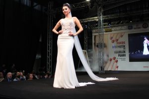 BUCOS Kozmetik ve Güzellik Fuarı Bursa'da devam ediyor