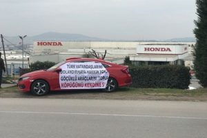Honda sahiplerinden 'göçük' protestosu
