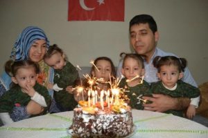 Bursalı beşizlerden doğum günlerinde Afrin'deki Mehmetçik'e destek