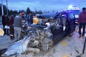 Ankara'da katliam gibi kaza: 4 &ouml;l&uuml;, 1 yaralı
