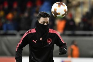 Arsenal, &Ouml;stersunds'u farklı mağlup etti