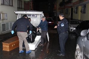 Tam anlamıyla vahşet! &Ouml;nce engelli oğlunu &ouml;ld&uuml;rd&uuml; sonra...