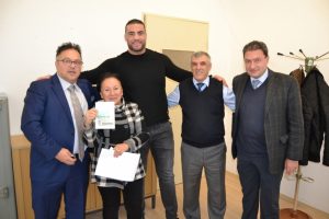 D&uuml;nya ağır sıklet boks şampiyonu Charr, T&uuml;rkiye yolunda