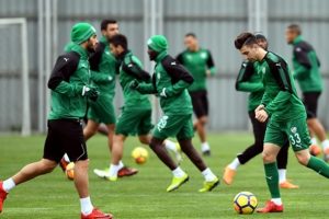 Bursaspor'da Evkur Yeni Malatyaspor ma&ccedil;ı hazırlıkları s&uuml;r&uuml;yor