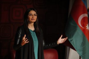 Azeri vekil Paşayeva Bursa'da konuştu: "Hocalı'da yapılanlar soykırımdır"
