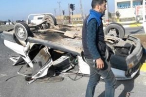 Kamyonet ile otomobil &ccedil;arpıştı: 3 yaralı
