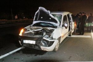 Feci kaza! Yola savrularak can verdiler