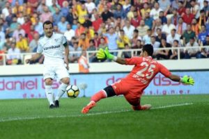 Bursaspor sahasında Evkur Yeni Malatyaspor'u ağırlıyor