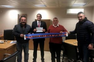 Karacabey Birlikspor'dan Mehmet&ccedil;ik Vakfı'na anlamlı destek