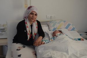Tek &ccedil;aresi beyin k&ouml;k h&uuml;cre ameliyatı
