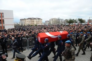 Bursa'da Şehit Yüzbaşı Yunus Bal son yolculuğuna uğurlandı