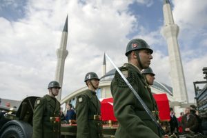 Şehit Pilot G&ouml;kdoğan son yolculuğuna uğurlandı