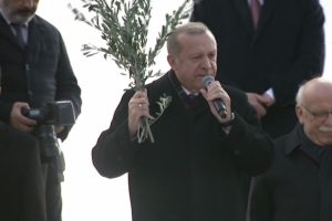 Erdoğan: Mehmedimiz bu imanlı milletimizin dualarıyla zaferi kucaklayacaktır