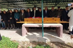 Kore gazisi askeri t&ouml;renle toprağa verildi