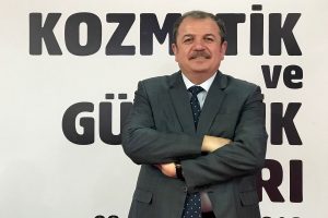 T&uuml;rkiye Berberler ve Kuaf&ouml;rler Federasyonu Başkanı Bursa'da konuştu: "Sakal modası 1-2 yıl daha devam eder"