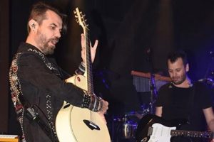 Gitar şov yaptı
