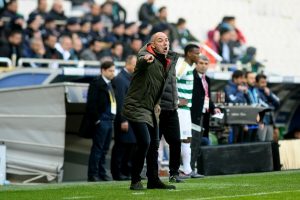 Bursaspor, Le Guen ile yoluna devam edecek