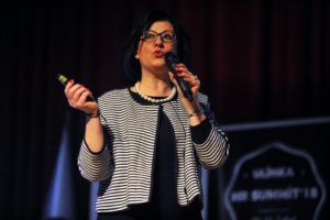 Yasemin Merih Alparslan, Bursa'da &ouml;ğrencilerle buluştu