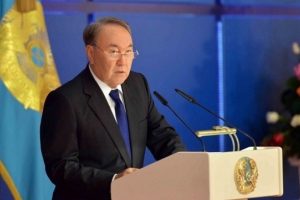 Nazarbayev, yeni Kazak alfabesini onayladı