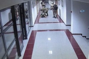 &Ouml;KK'nın 2 kritik ismi Bak ile &Ccedil;elik b&ouml;yle g&ouml;zaltına alındı