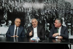 Yiyecek yardımı y&ouml;netmeliği değişikliğine Bursa Memur-Sen'den tepki
