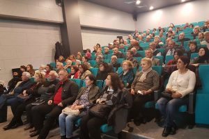 Bursa'da Mahalle Komiteleri'ne g&ouml;n&uuml;ll&uuml;l&uuml;k eğitimi