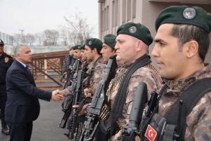 Hepsi g&ouml;n&uuml;ll&uuml; olunca Afrin i&ccedil;in kura &ccedil;ekildi