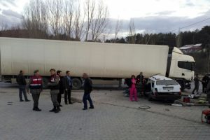 Bursa Harmancık'ta kaza: 1 ölü, 1 yaralı