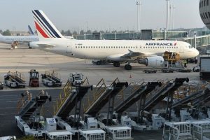 Air France &ccedil;alışanları grevde