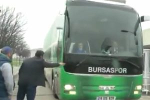 Bursaspor, Galatasaray ma&ccedil;ı i&ccedil;in İstanbul'a hareket etti