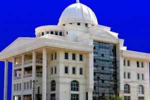 Sosyal medyada &ccedil;ok tartışılan bina ile ilgili belediyeden a&ccedil;ıklama geldi