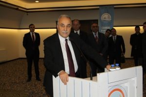 Fakıbaba: &Uuml;reticilerimizin kullandığı mazotun yarısı artık devletten