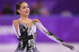 Alina Zagitova, 15 yaşında altın madalyanın sahibi oldu!