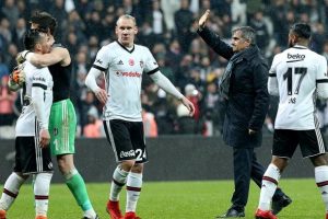 Beşiktaş, namağlup serisinde 100. puanın peşinde
