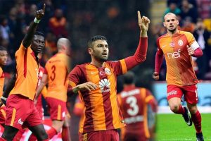 Galatasaraylı futbolcular Bursa'ya karşı hat-trick yapıyor