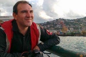 Doktoru d&ouml;v&uuml;p ormana atan 2 kişi g&ouml;zaltına alındı