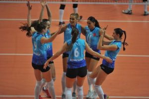 Bursa B&uuml;y&uuml;kşehir Belediyespor, Vakıfbank'ı devirdi
