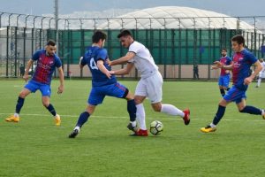 Yıldırım Belediyespor, Mustafakemalpaşaspor'u tek golle ge&ccedil;ti