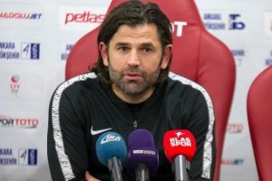 &Uuml;z&uuml;lmez ka&ccedil;an gollerden şikayet&ccedil;i!