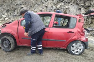 Bilecik'te Bursa kavşağında trafik kazası: 2 yaralı