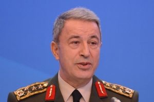 Genelkurmay Başkanı Akar sınır birliklerini denetledi