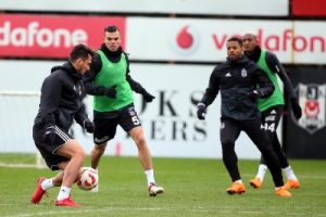 Beşiktaş kupa hazırlıklarına başladı